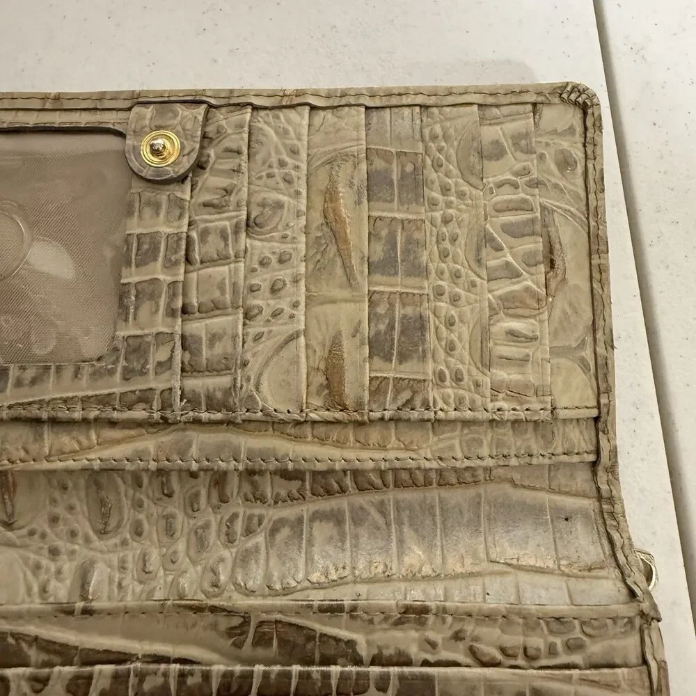 Brahmin Ady MELBOURNE Slim Leather Wallet Metallic Ivory/ Silver Sheen Old Money